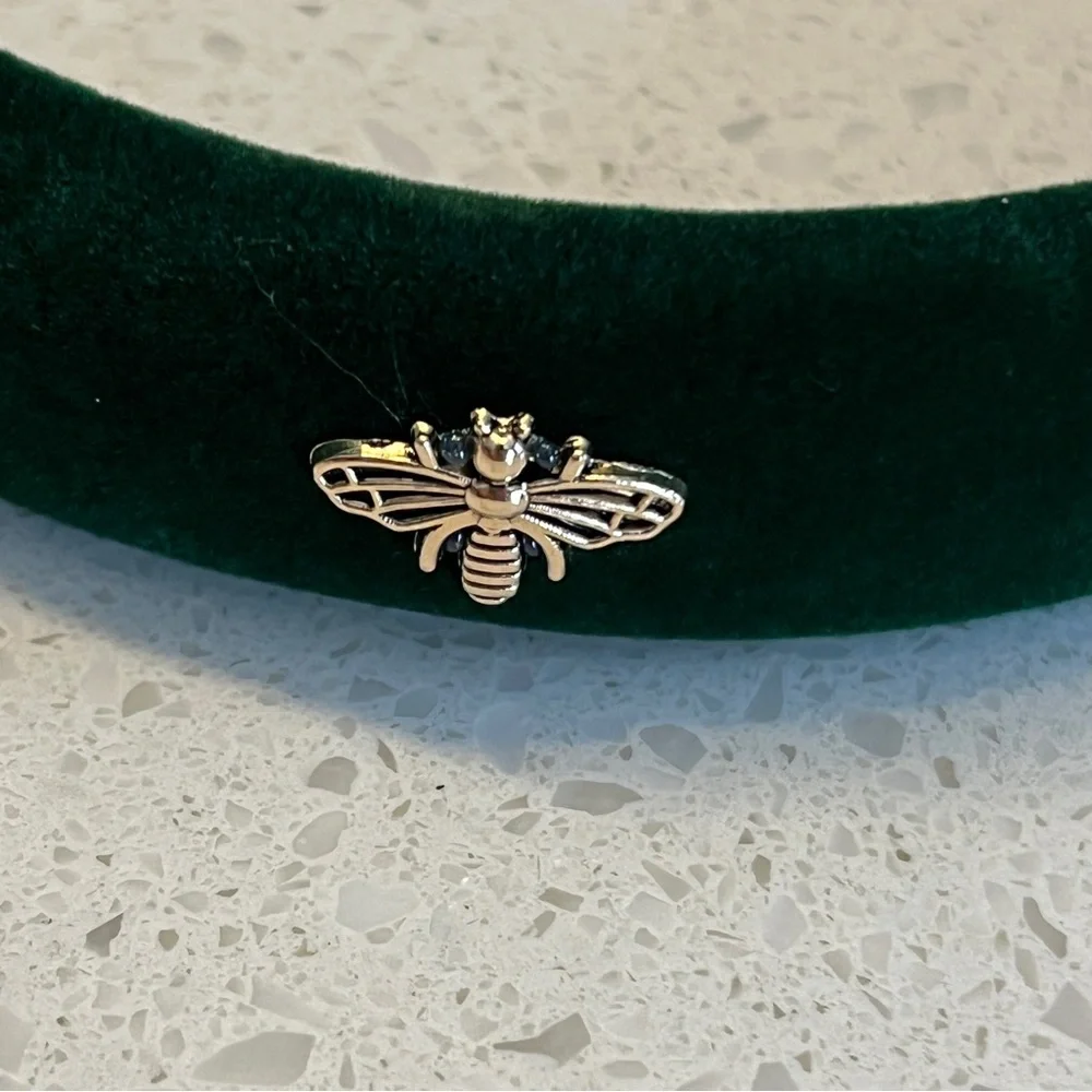 Elegant Green Velvet Headband with Gold‎ Bee Accents